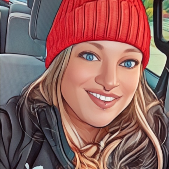 Meet your Posher, Jenn - Picture 2 of 2